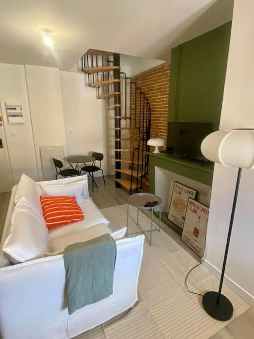 Appartement Le 23, Cocon Dans Le Centre Historique à Montauban Extérieur photo